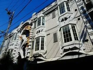 ラポルタイズミ【1階】の外観