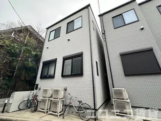 ハーモニーテラス足立X【1階】の外観