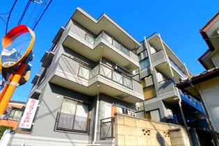 グリーンクレストの画像