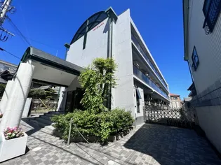 フロレスタ高次【2階】の外観