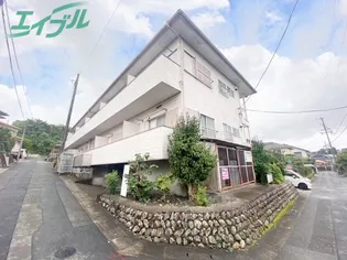 白石山ハイツ【1階】の外観