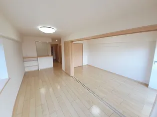 サンクチュアリ【3階】の居間