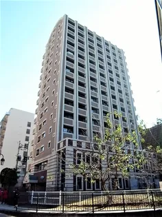 ファミーユオランダ通りの画像