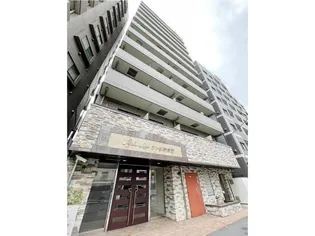 東京都新宿区市谷薬王寺町【マンション】の外観