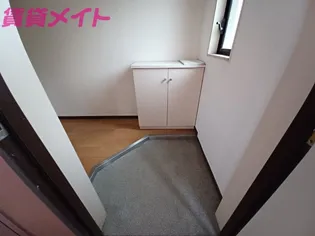 サニーパレス・K【2階】の玄関