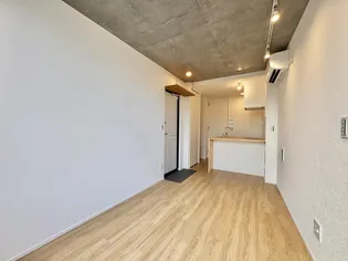 trias372【3階】の外観