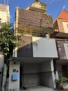 東京都新宿区大久保2【一戸建】の外観