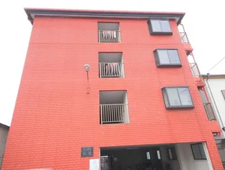 ジュネス神殿【3階】の外観