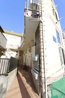 ユナイト鶴見イスタンブール【2階】の外観