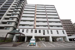 エストシエル【10階】の外観