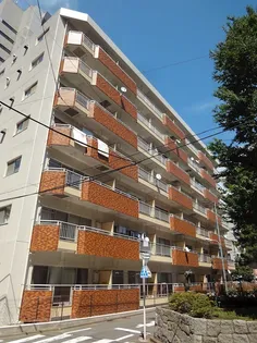 第一新世界ビル【3階】の外観