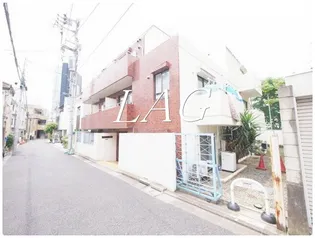 スカイコート新宿【2階】の外観