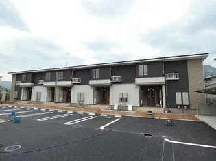 埼玉県秩父市上影森【アパート】の外観