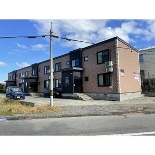 DINASTIA【1階】の外観