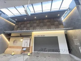 COTOGLANCE御所北【5階】の外観