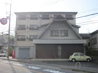 ファミールアラキの画像