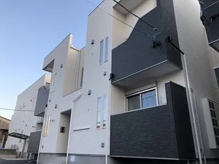 GRANDTIC ONE 新保【1階】の外観