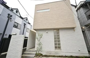 東京都新宿区新宿7【一戸建】の外観