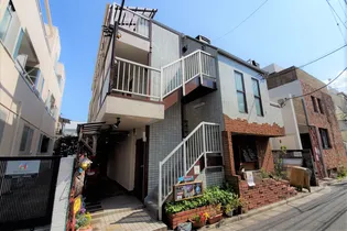 ユーワハイツ北沢【3階】の外観