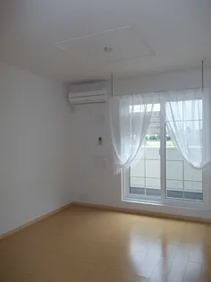 クロシェットI【2階】の居間