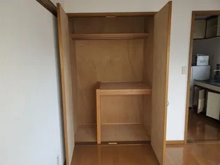 コンフォール【2階】の内装