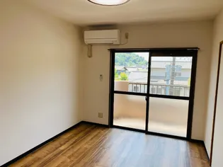 グランシャリオIの画像