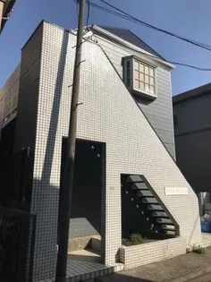 プラザ・ドゥ・エボリ【2階】の外観