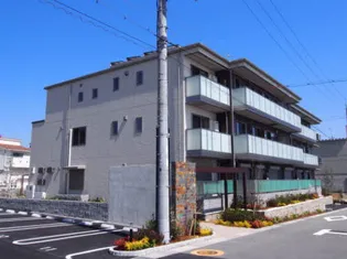 シャーメゾン茜の画像