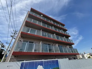 カーサプリメーラ【2階】の外観