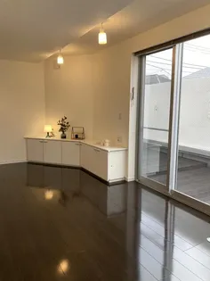 ユーレジデンス自由が丘【2階】の居間