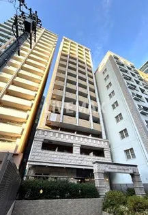 プレサンス泉シティアーク【3階】の外観