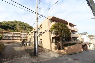 グランドメゾン六甲箕岡【1階】の外観