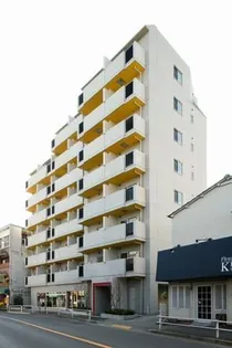 プラウドフラット新宿河田町【3階】の外観