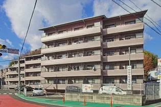 岡山県岡山市北区津島西坂2【マンション】の外観