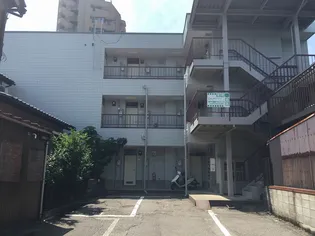 レジオン高岡の画像