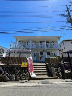 ヒルトップハウス【2階】の外観
