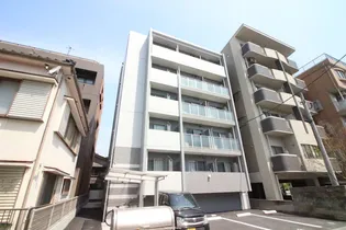 ルノン西田の画像