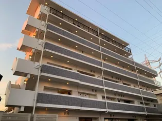 千葉県市川市市川南3【マンション】の外観