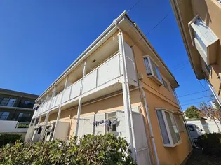 グリ-ンパレス【1階】の外観