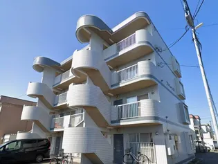 プレヴェール20【1階】の外観