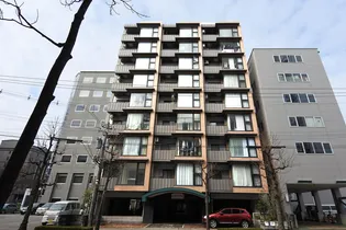 クルエボヌール駅西【3階】の外観