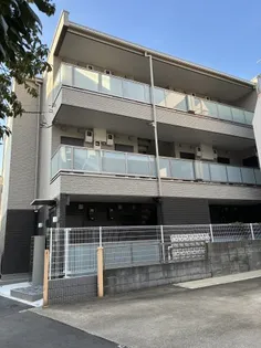 ラグゼフラット東六郷【2階】の外観