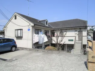 ガトーユー【2階】の外観