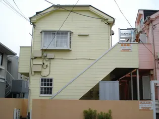 クリスタルハイツVI【1階】の外観