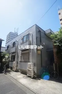 K.Gフラット【1階】の外観