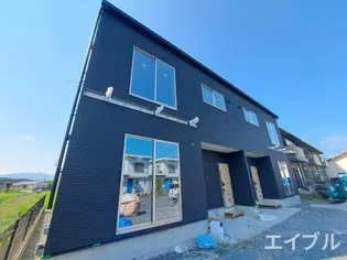 ルピナス西泉【1階】の外観