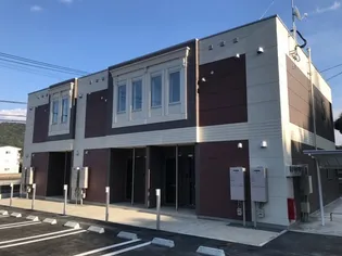 ルナ・プリーモIII【1階】の外観