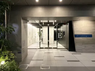 東京都新宿区東五軒町【マンション】の外観