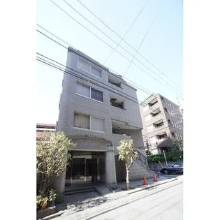 エスタ―南麻布【3階】の外観