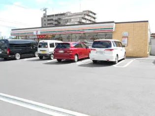 グランドゥール【4階】の周辺